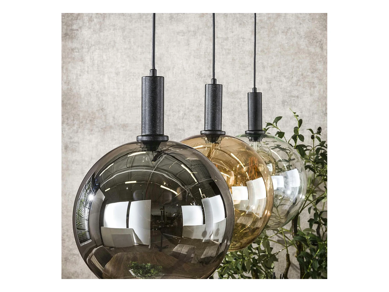 Suspension îlot cuisine 3 globes multicolores NOVA