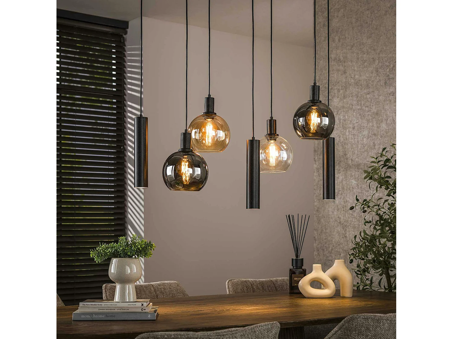 Suspension cuisine vintage - 4 globes verre, 3 cylindres NOVA
