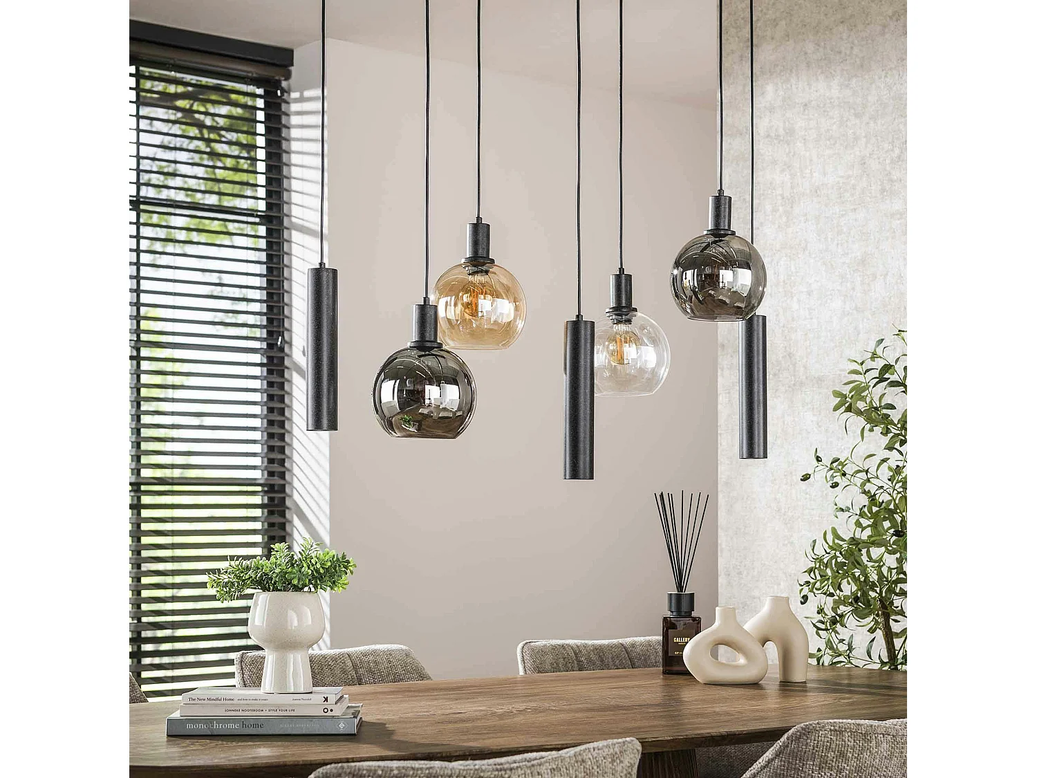 Suspension cuisine vintage - 4 globes verre, 3 cylindres NOVA