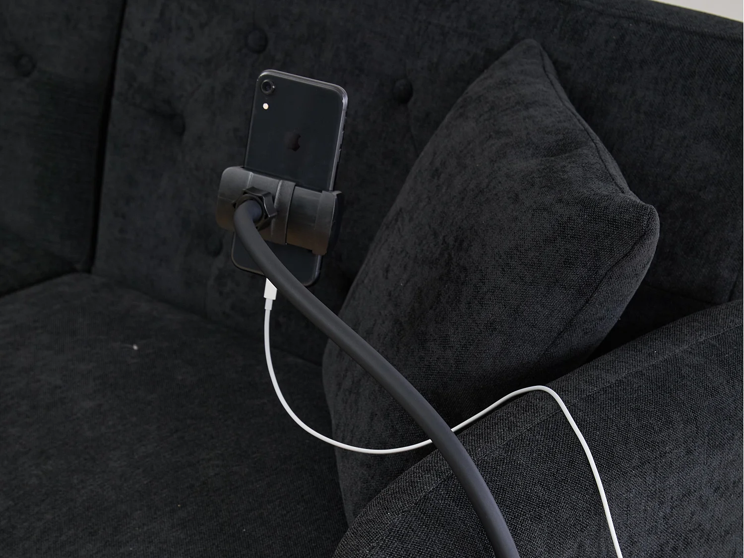 Canapé convertible 2 places en chenille - Ports USB intégré - Support de téléphone intégré - Dossier réglable - Noir - Pratique pour salon, chambre ou bureau