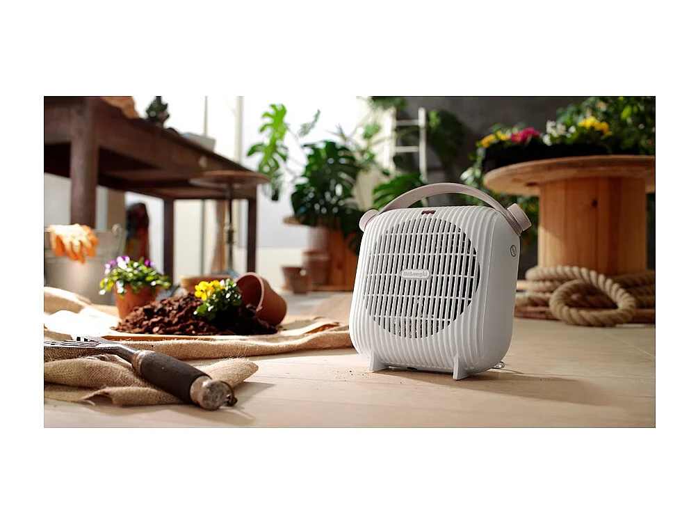 RADIATEUR SOUFFLANT - Capsule Hobby - 2400 W - IP21 - Poignée - Ventila DELONGHI - HFS30B24.W