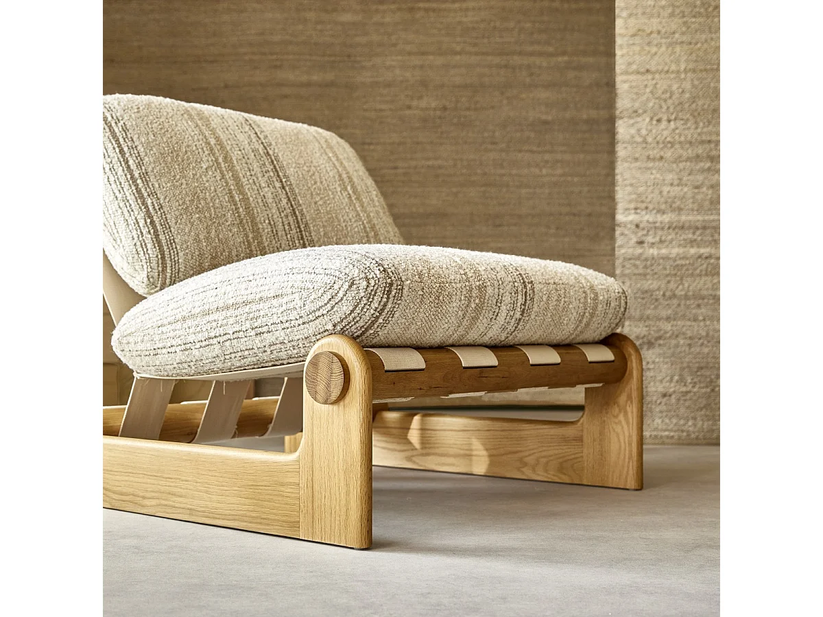 XL-Sessel aus massivem Eichenholz und beigem Stoff