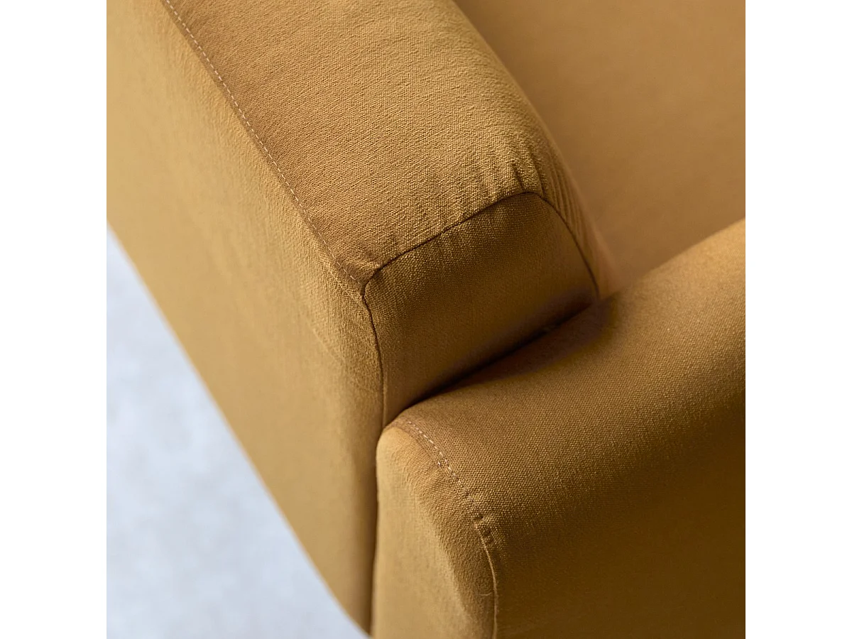 Sessel Bjorn mit massivem Eichenholzrahmen und senffarbenem Stoffbezug ,1-Sitz