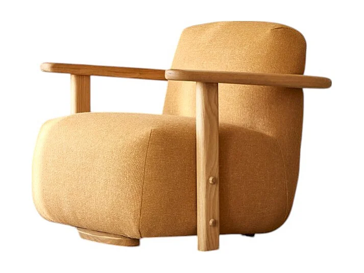 Poltrona in legno di rovere massello e tessuto cammello Tino