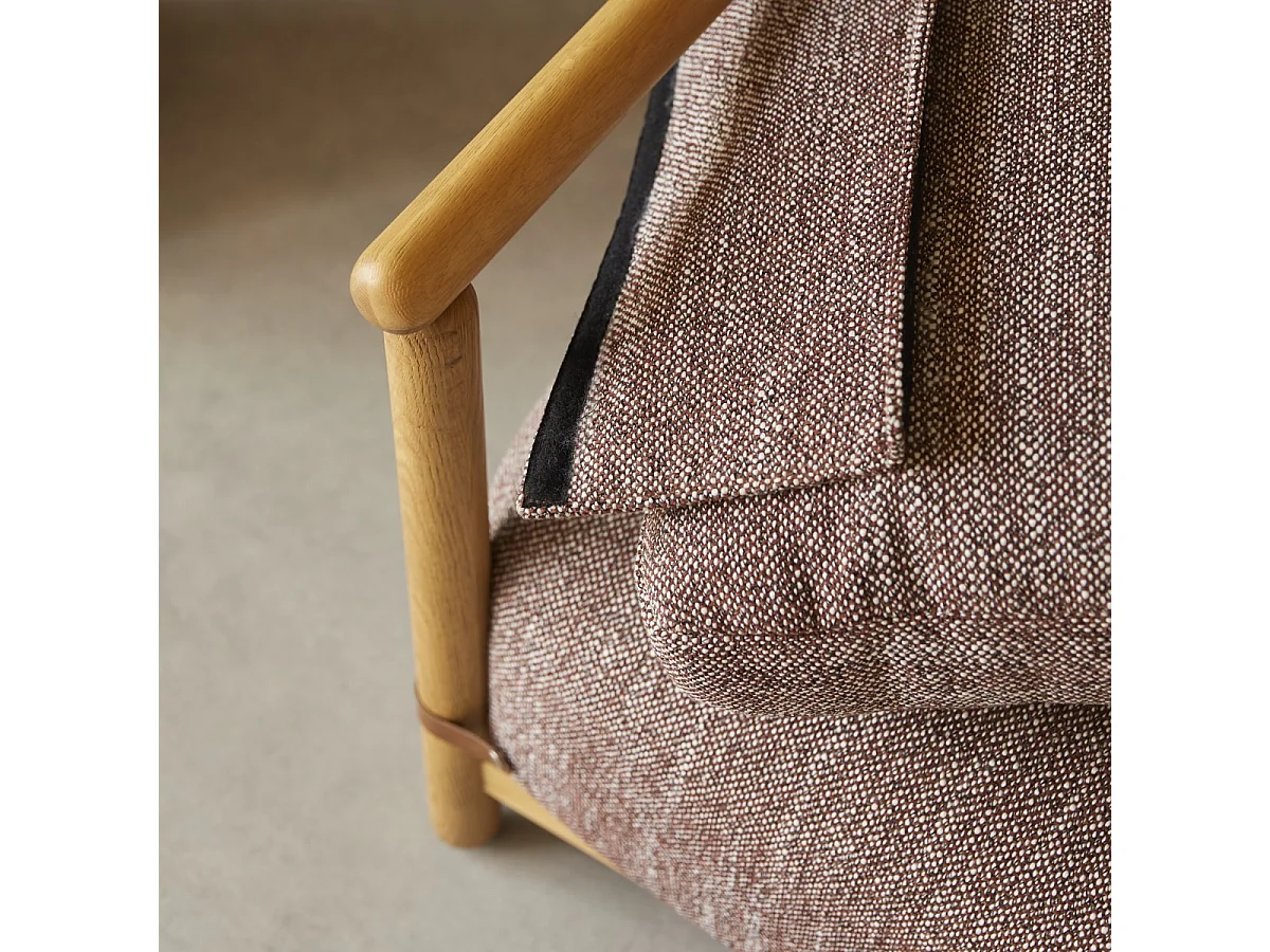 Poltrona in legno di rovere massello e tessuto screziato