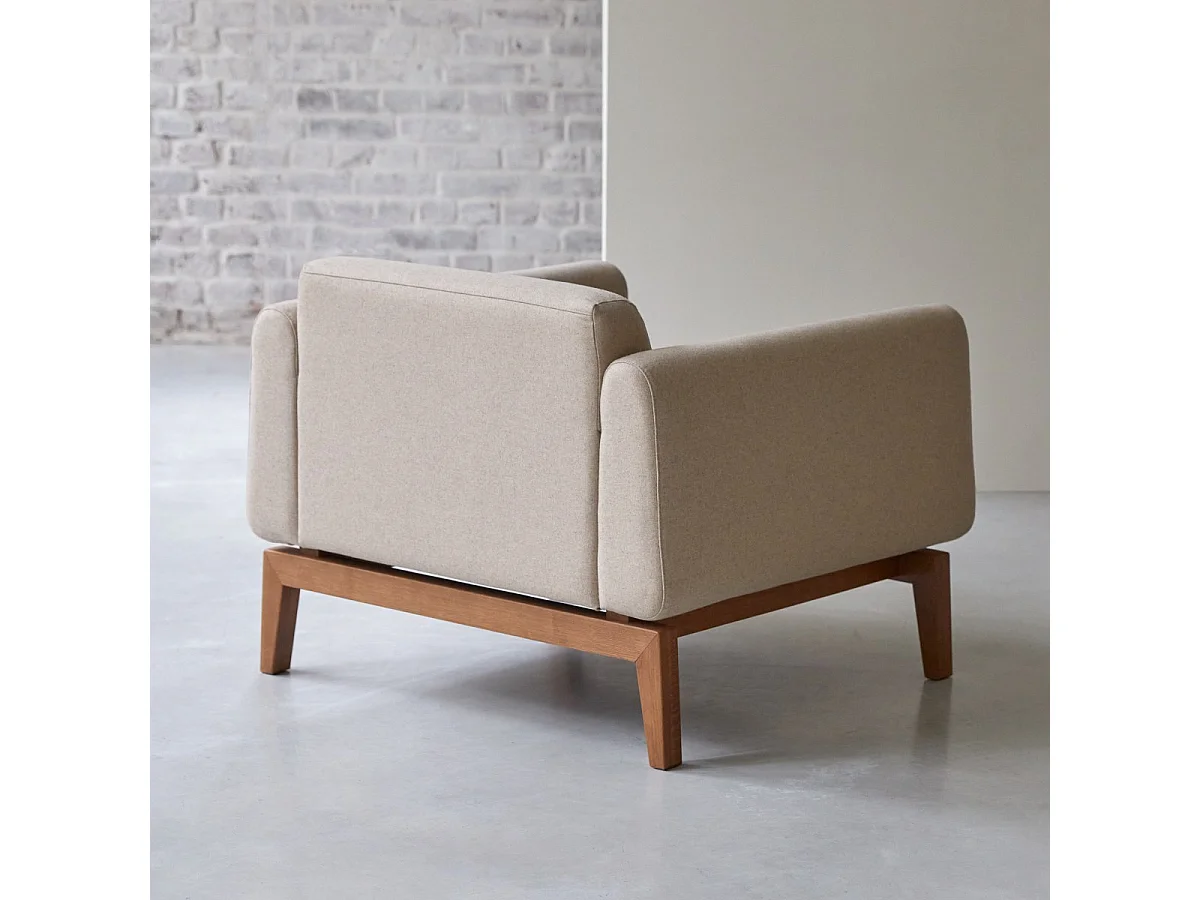 Poltrona Bjorn in rovere massello e lana ecrù, 1 posto