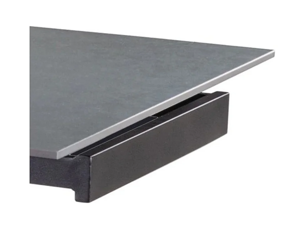 Tavolo da pranzo allungabile in ceramica grigio vintage Iulius 160-240x90 cm fino a 10 posti | Duzzle