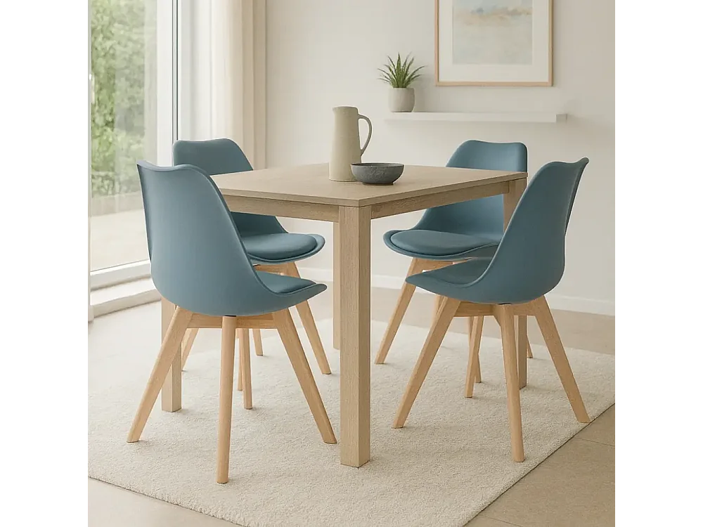 Lola, Set di 4 Sedia in polipropilene (48.5cm X 52cm H. 82cm)