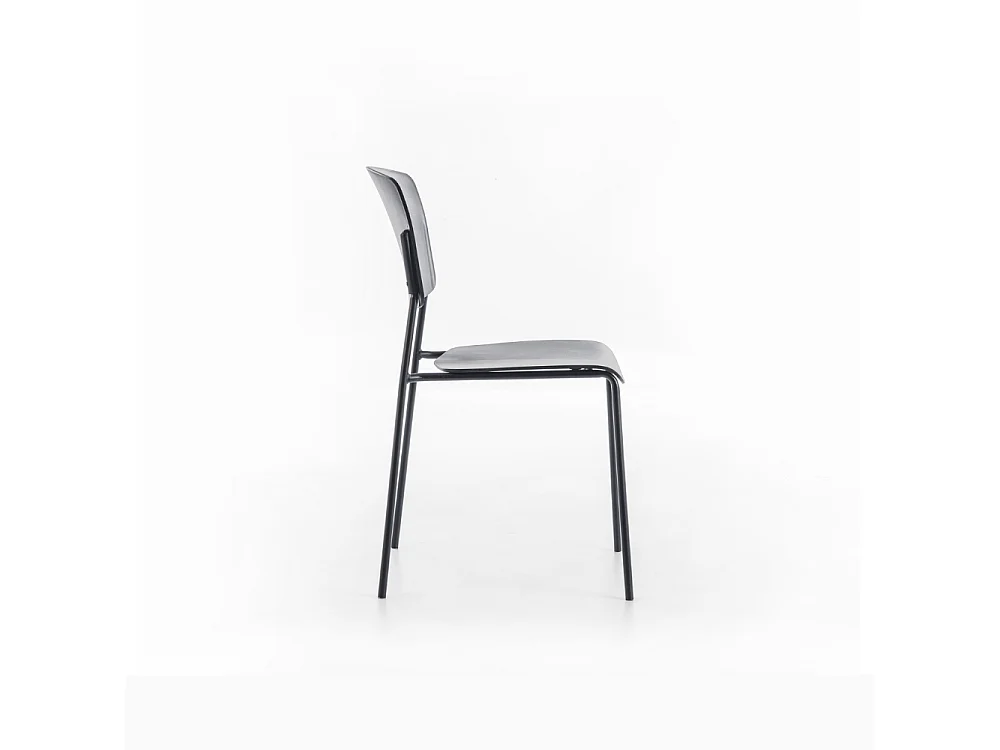 Vega, Set di 4 Sedia in polipropilene (52cm X 52cm H. 79cm)| Duzzle