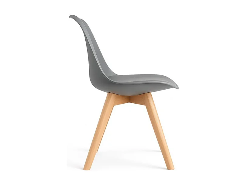 Lola, Set di 4 Sedia in polipropilene (48.5cm X 52cm H. 82cm)