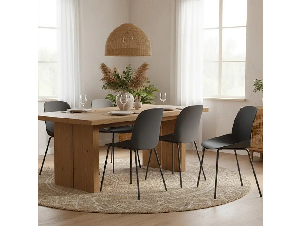 Cassandra, Set di 4 Sedia in polipropilene (55cm X 46cm H. 79cm)