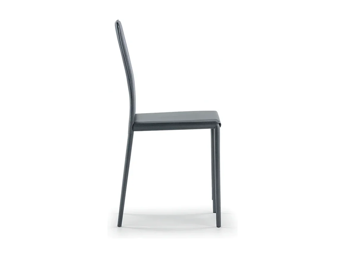 Luma, Set di 4 Sedia in similcuoio (42cm X 41cm H. 95cm)