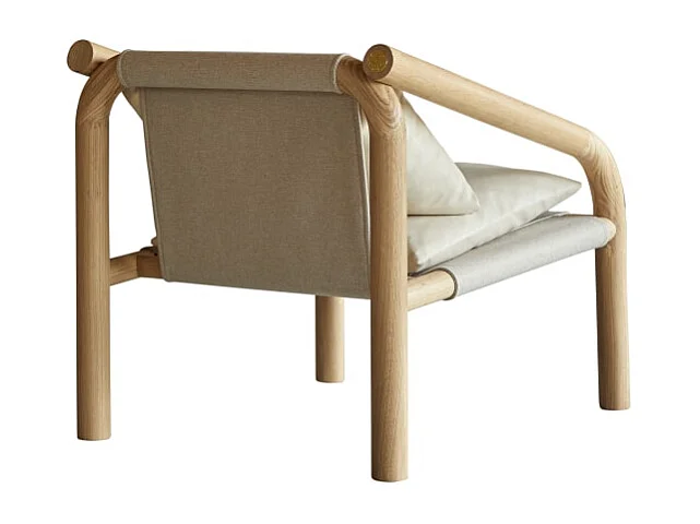 Poltrona in rovere massello chiaro e tessuto écru