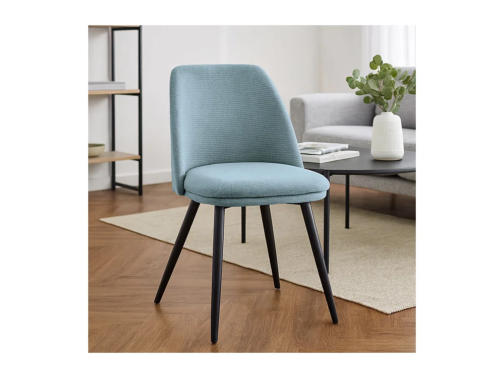 Chaise de salle à manger Kety en microfibre bleu clair avec pieds en métal noir