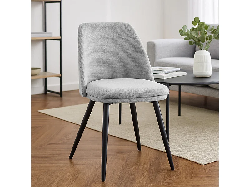 Sedia da sala pranzo Kety in microfibra grigio chiaro con gambe in metallo nero