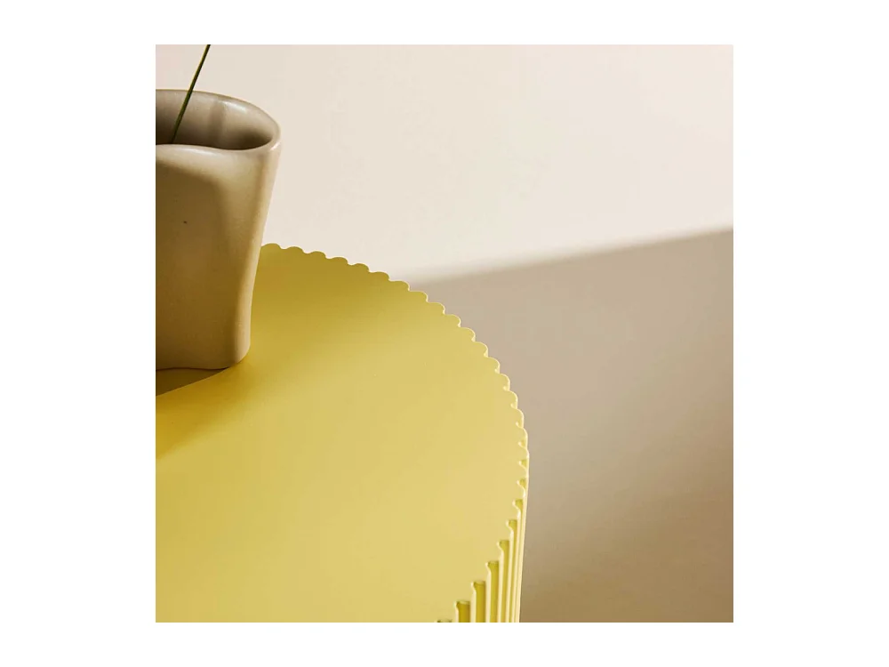 Table d'Appoint Nervurée "Lenox" 50cm Jaune