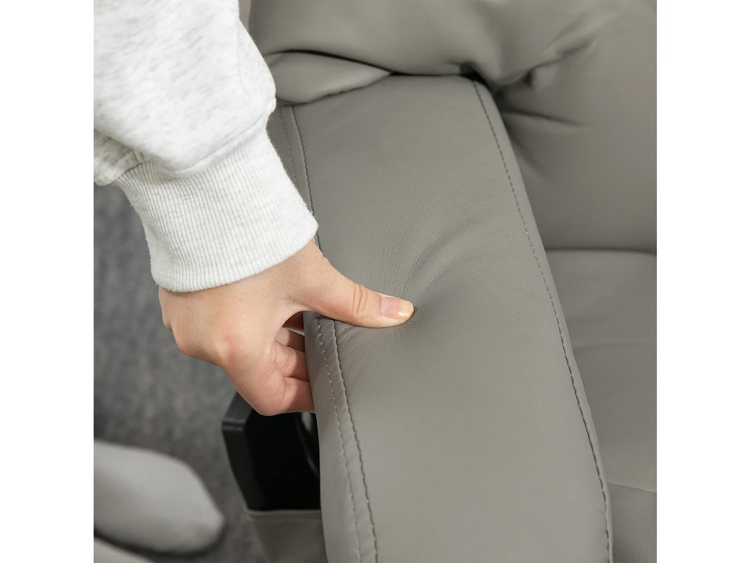 Sillón eléctrico reclinable con masaje y reposapiés en polipiel para salón, color gris