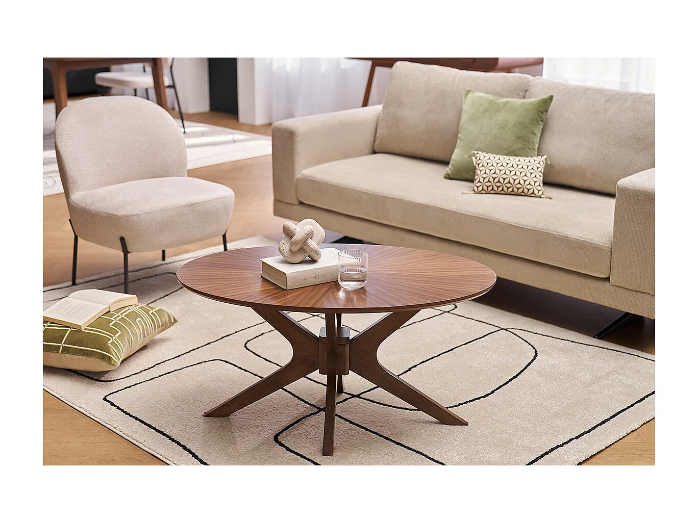 Table basse ovale bois foncé noyer L90 cm DIELLI