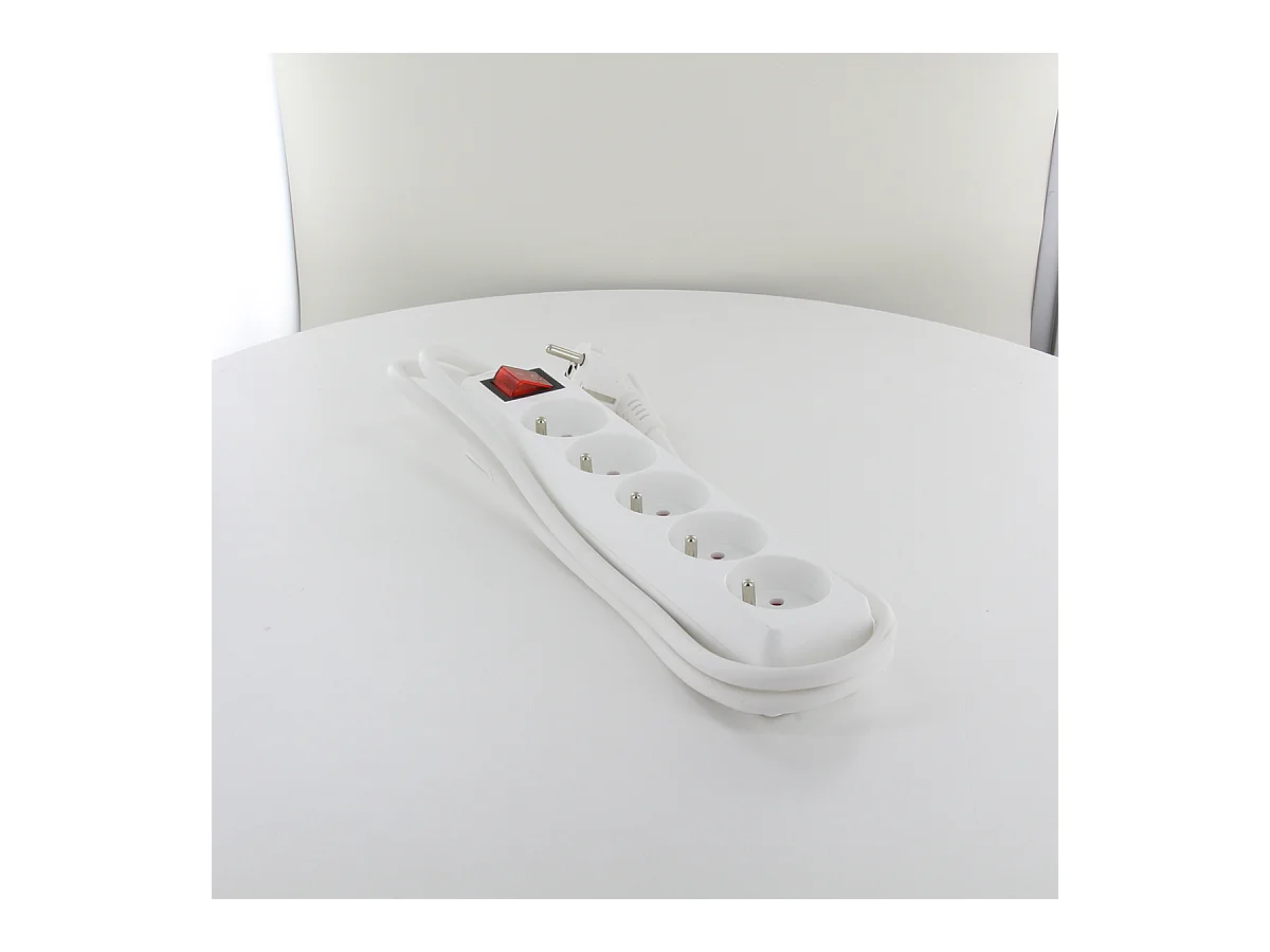 Multiprise 5x16A + interrupteur - 1,5 m - Blanc - Chacon
