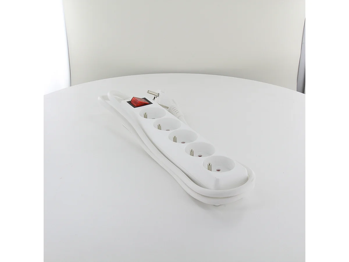 Multiprise 5x16A + interrupteur - 1,5 m - blanc - Chacon