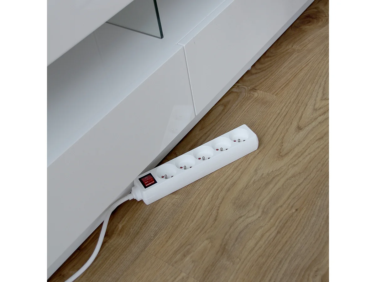 Multiprise 5x16A + interrupteur - 1,5 m - blanc - Chacon