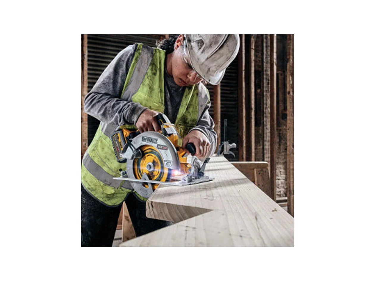 Scie circulaire XR 18V ADVANTAGE Brushless 190 mm  DCS573NT-XJ