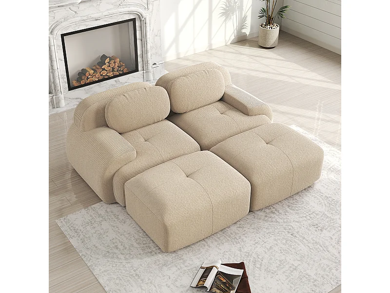 Prosta sofa z zaokrąglonymi podłokietnikami - Sofa 2-osobowa z oparcie i poduszki dekoracyjne - beżowy sztruks