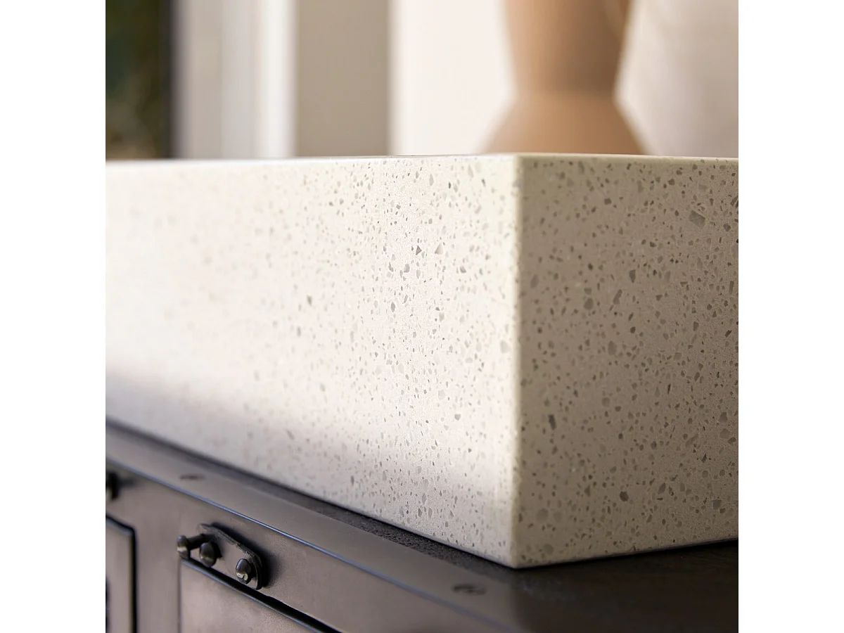 Elegantes Waschbecken aus Marmor- und Premium-Terrazzo Made White