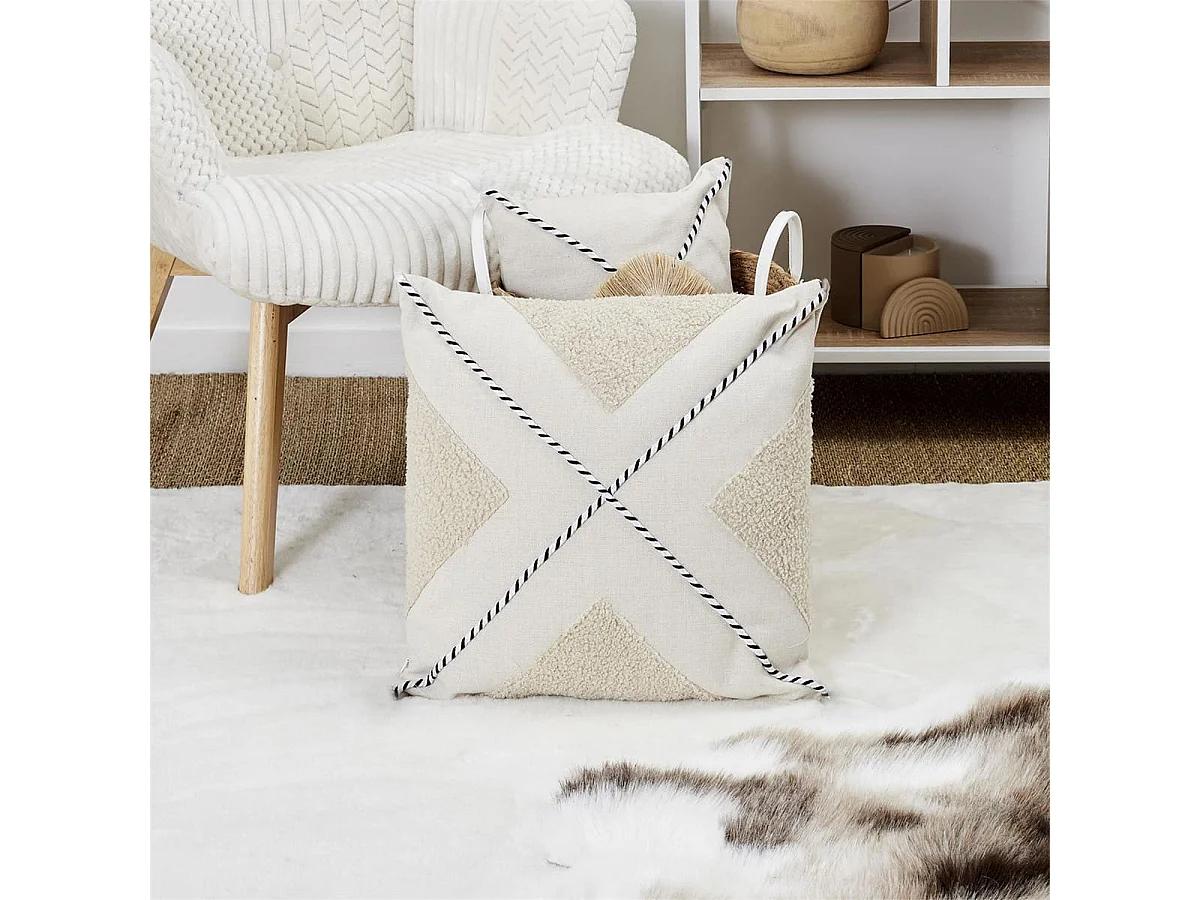 Coussin 40x40cm avec Tissu Bouclette Beige et Motif Géométrique Noir et Blanc - STACY