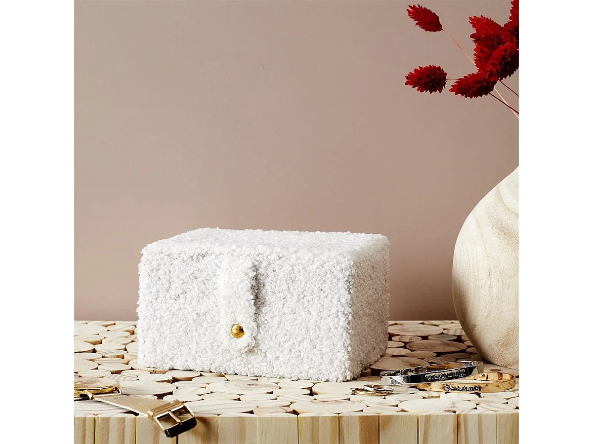 Boîte à bijoux blanc avec finitions bouclettes