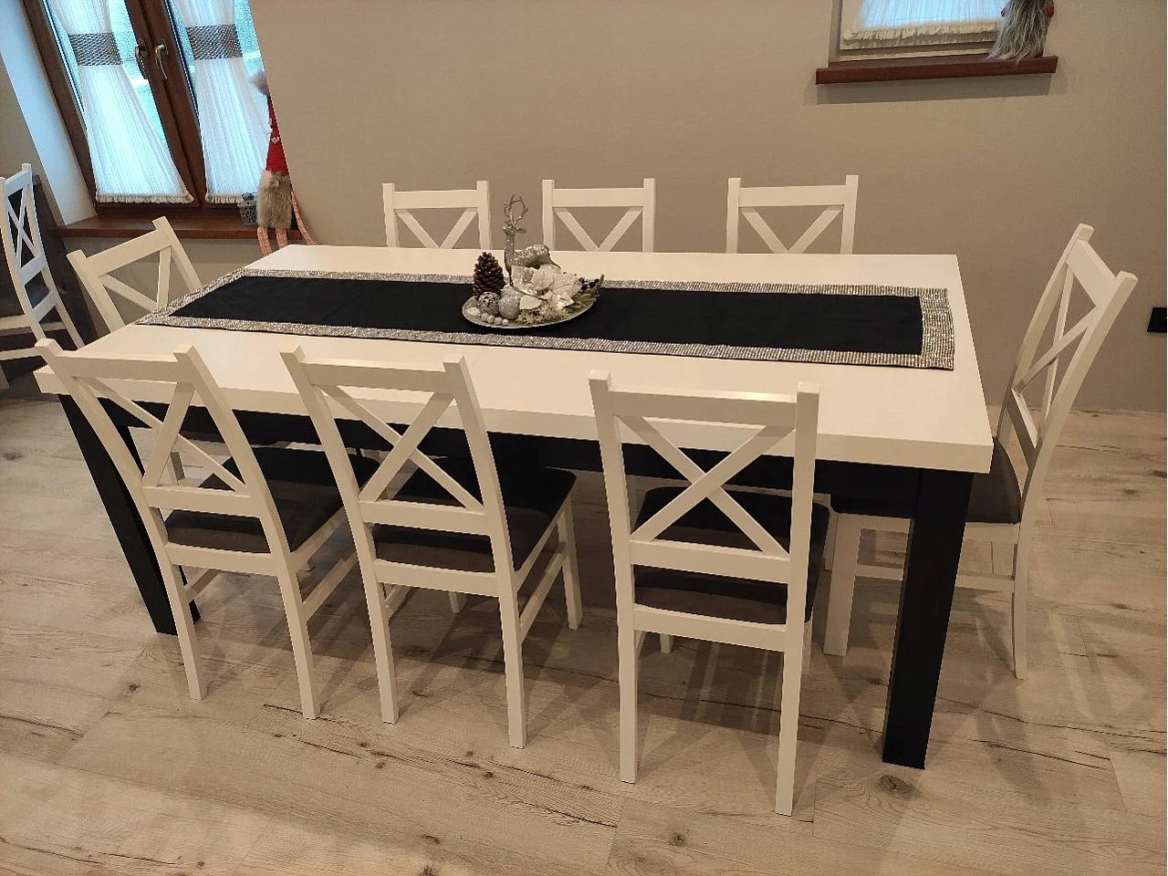 Table de salle à manger rectangulaire CLASSIC, table extensible, dimensions : 140-180X80X78 cm, couleur : blanc, avec pieds en bois de couleur noire