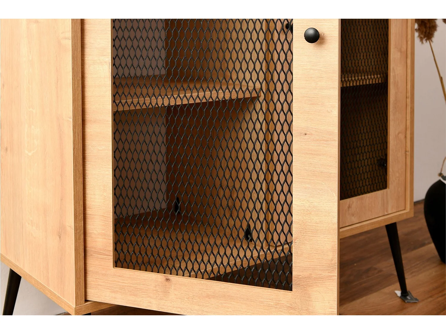 Buffet élégant en chêne, 90 x 40 x 110 cm | 100 % panneaux de particules laminés | Idéal pour les salons et salles à manger modernes