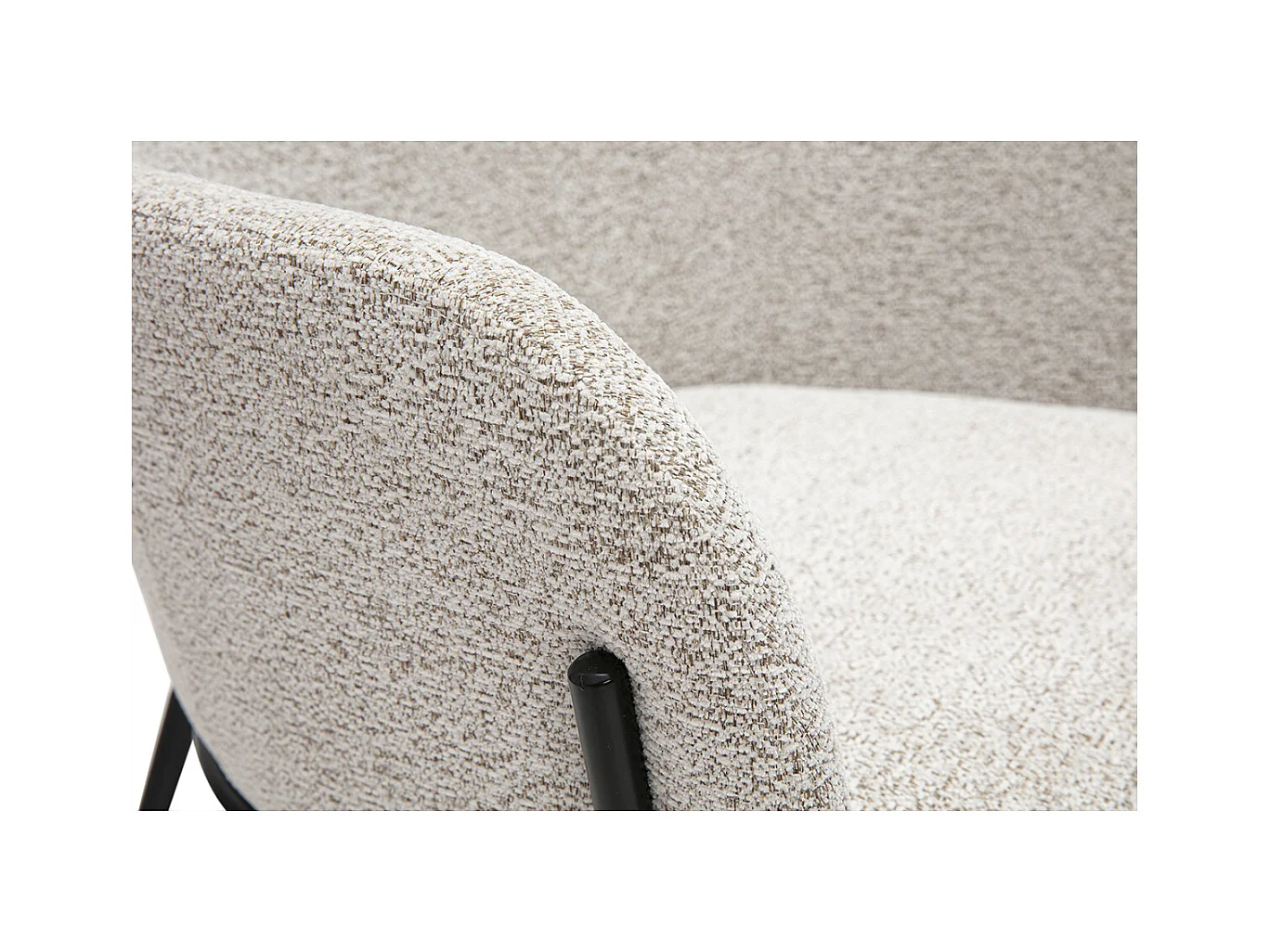 Chaise design en tissu velours chenille beige et métal noir TULUM