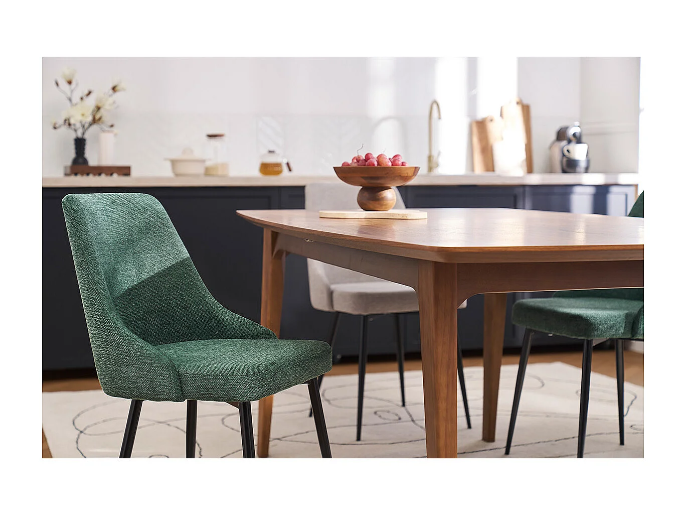 Chaises design en tissu effet velours texturé vert foncé et métal noir (lot de 2) CULT