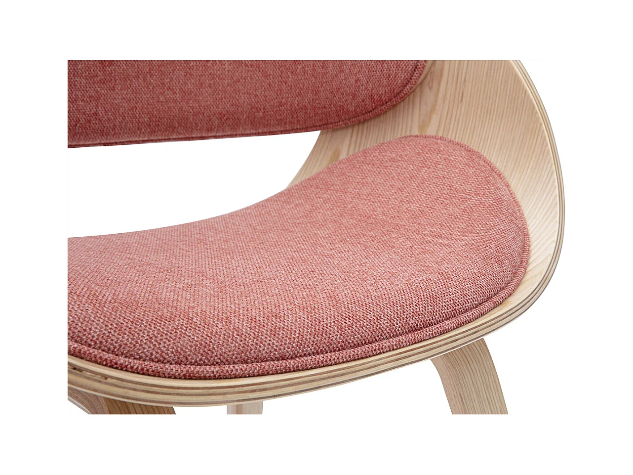 Chaise design en tissu effet velours texturé terracotta et bois clair BENT