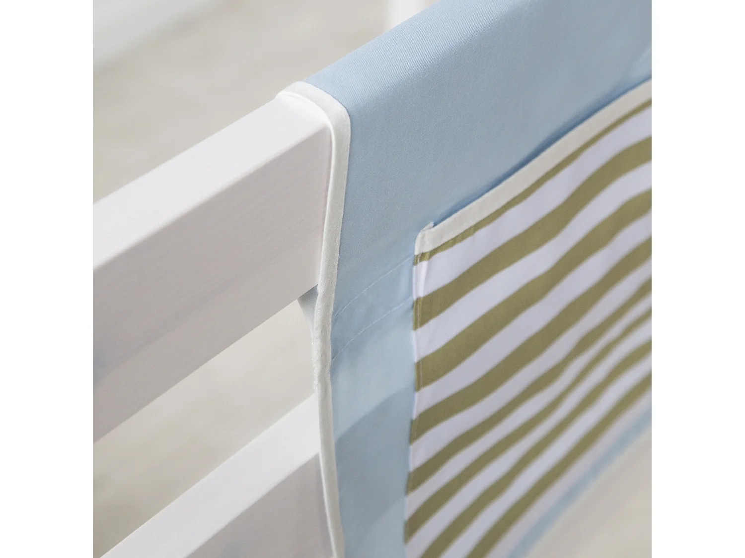 Hochbett 90x200 cm weiß