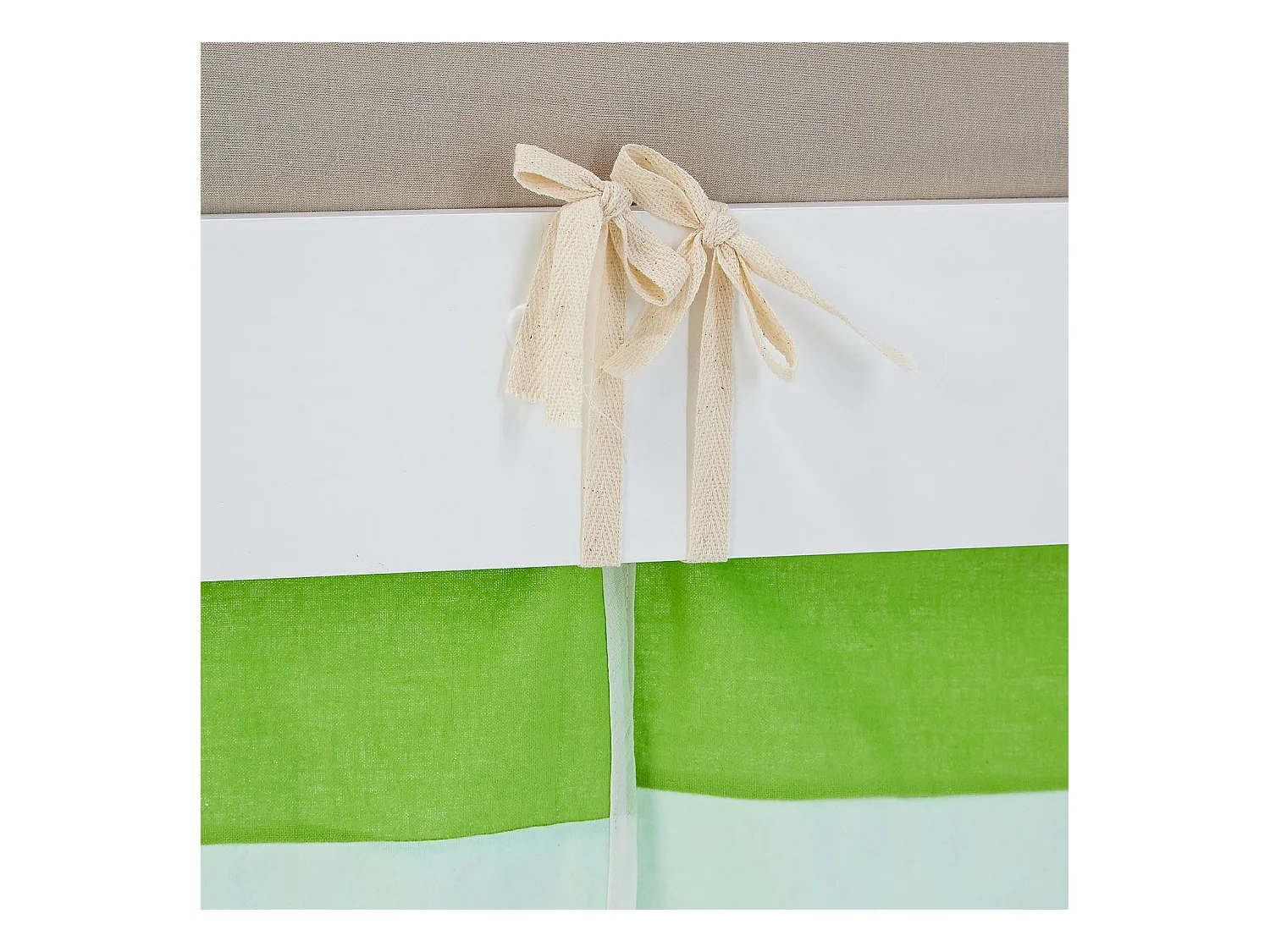 Hochbett 90x200 cm grün Massives Kiefernholz Vorhang Tunnel