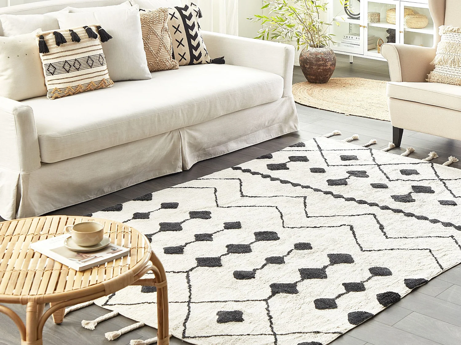 Tapis en coton blanc et noir 160 x 230 cm KHEMISSET