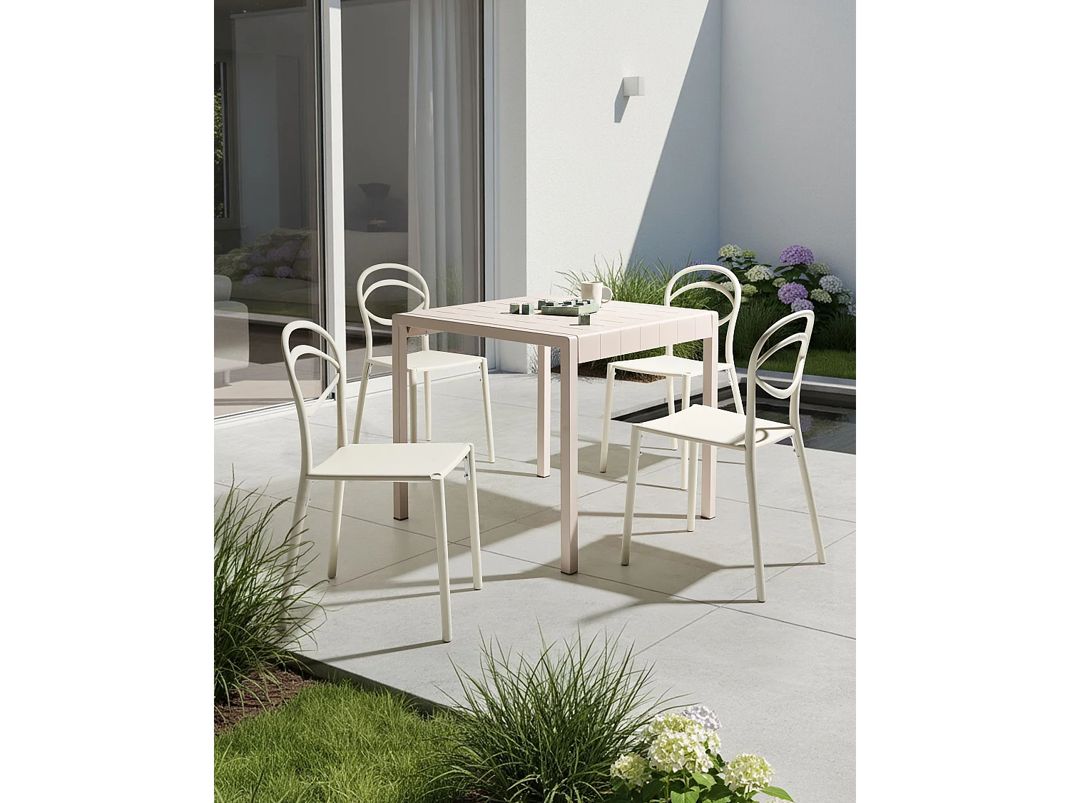 Lot de 4 chaises de jardin COVOLO Blanc cassé