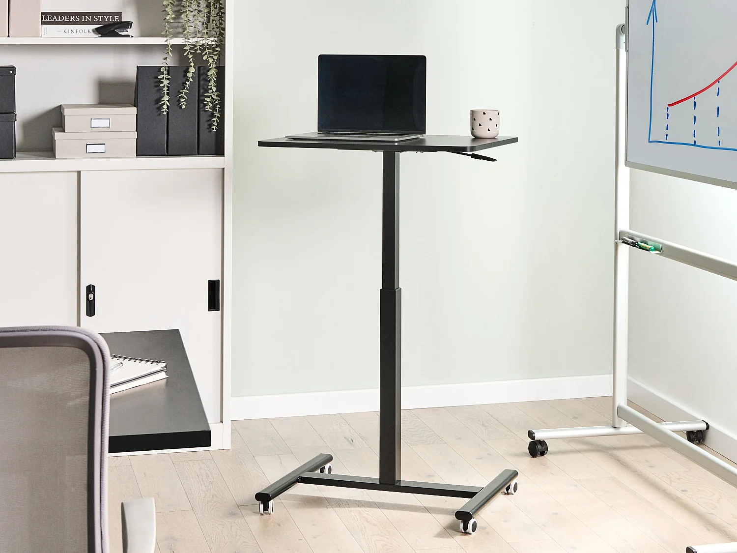 Bureau réglable manuellement en hauteur pour ordinateur portable ACADEMIA Noir 65 cm 48 cm