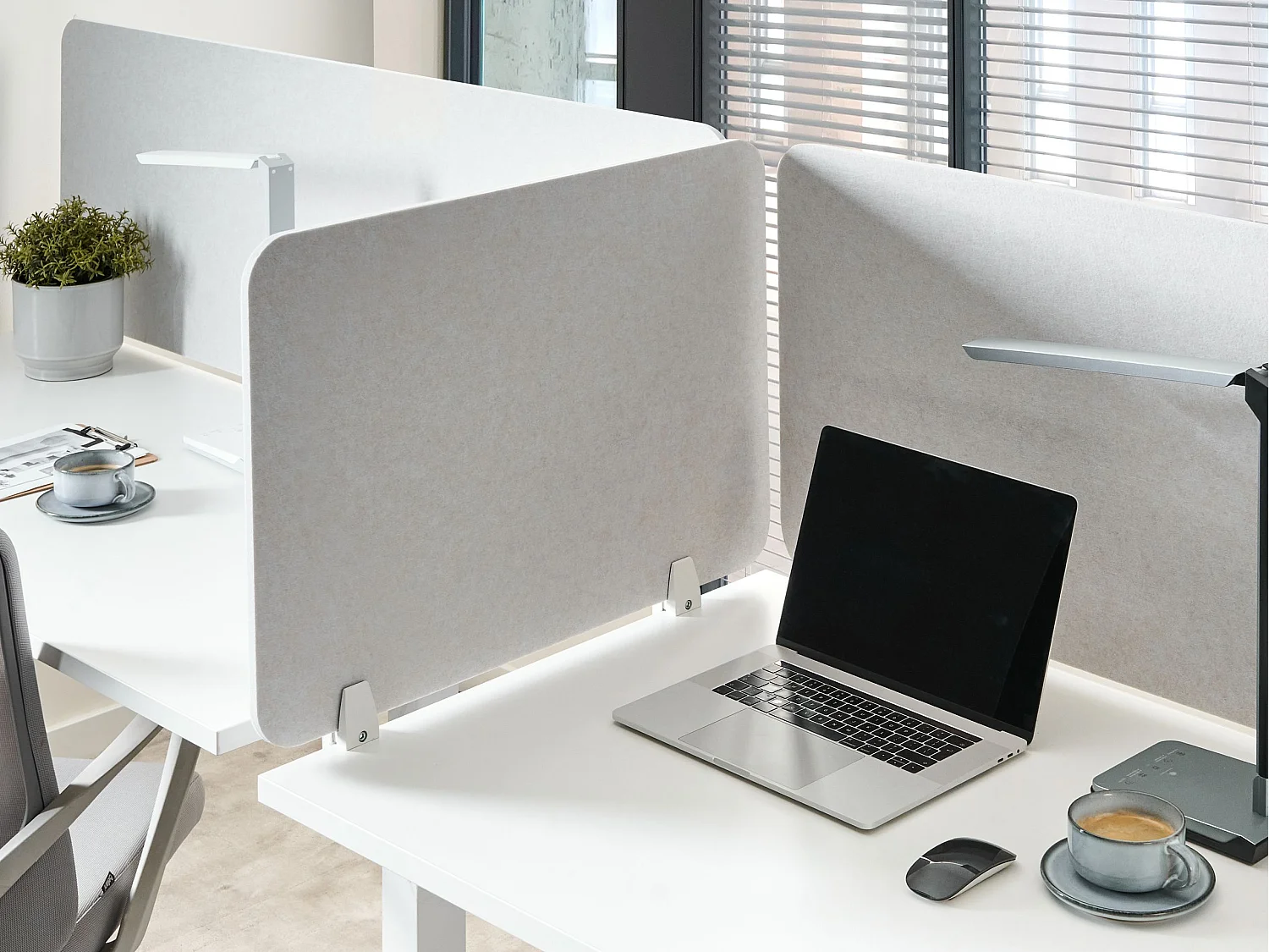 Séparateur de bureau 72 x 50 cm blanc cassé SPLIT