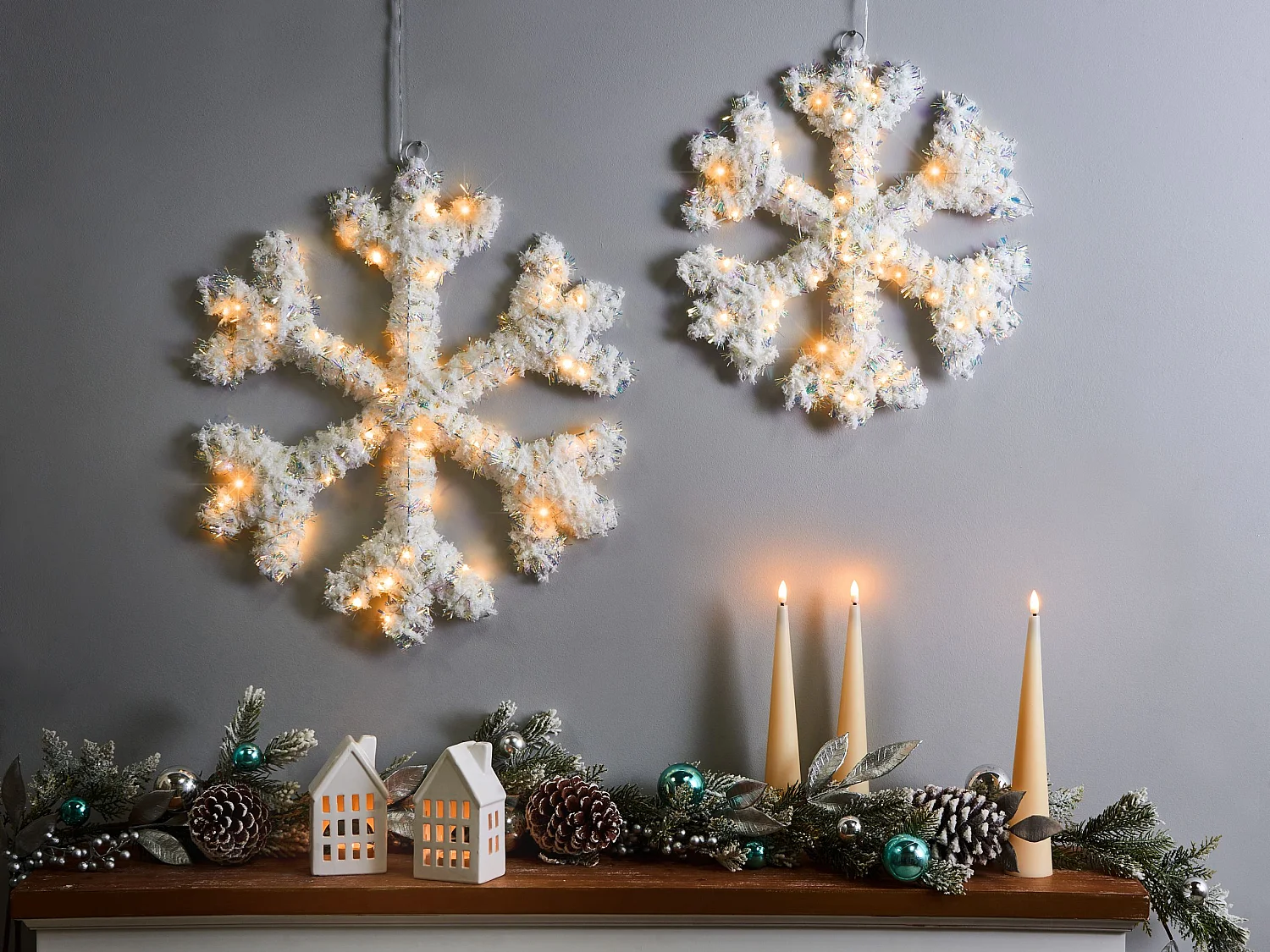 Lot de 2 décorations de Noël LED GURRE Flocon de neige 40/50 cm Blanc