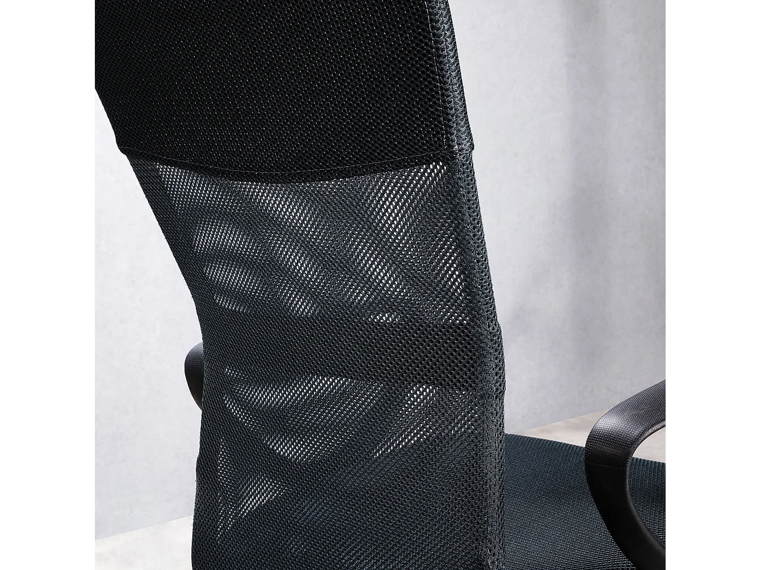Chaise de bureau ergonomique JOGO gris assise pivotante et réglable en hauteur 99 cm, roulettes adaptées à la moquette