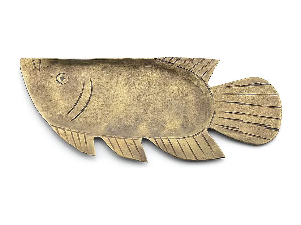 Le Catch of the Tray - M