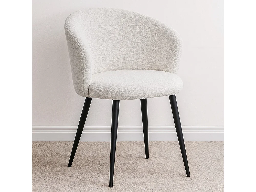 Silla de Comedor Tapizada en Bouclé - Detra