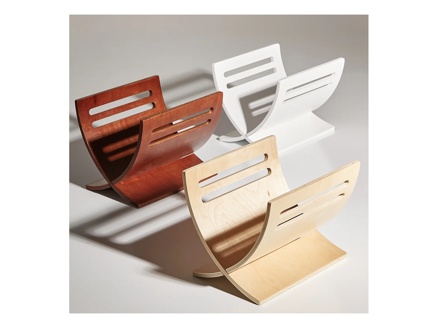 Krantenrek 30x29x36 cm wit