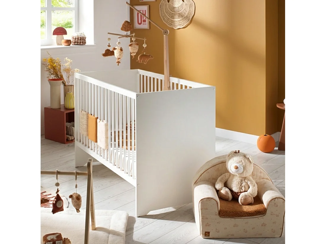 Chambre complète bébé avec lit 120x60cm et commode à langer 3 tiroirs BASIC - BabyPrice