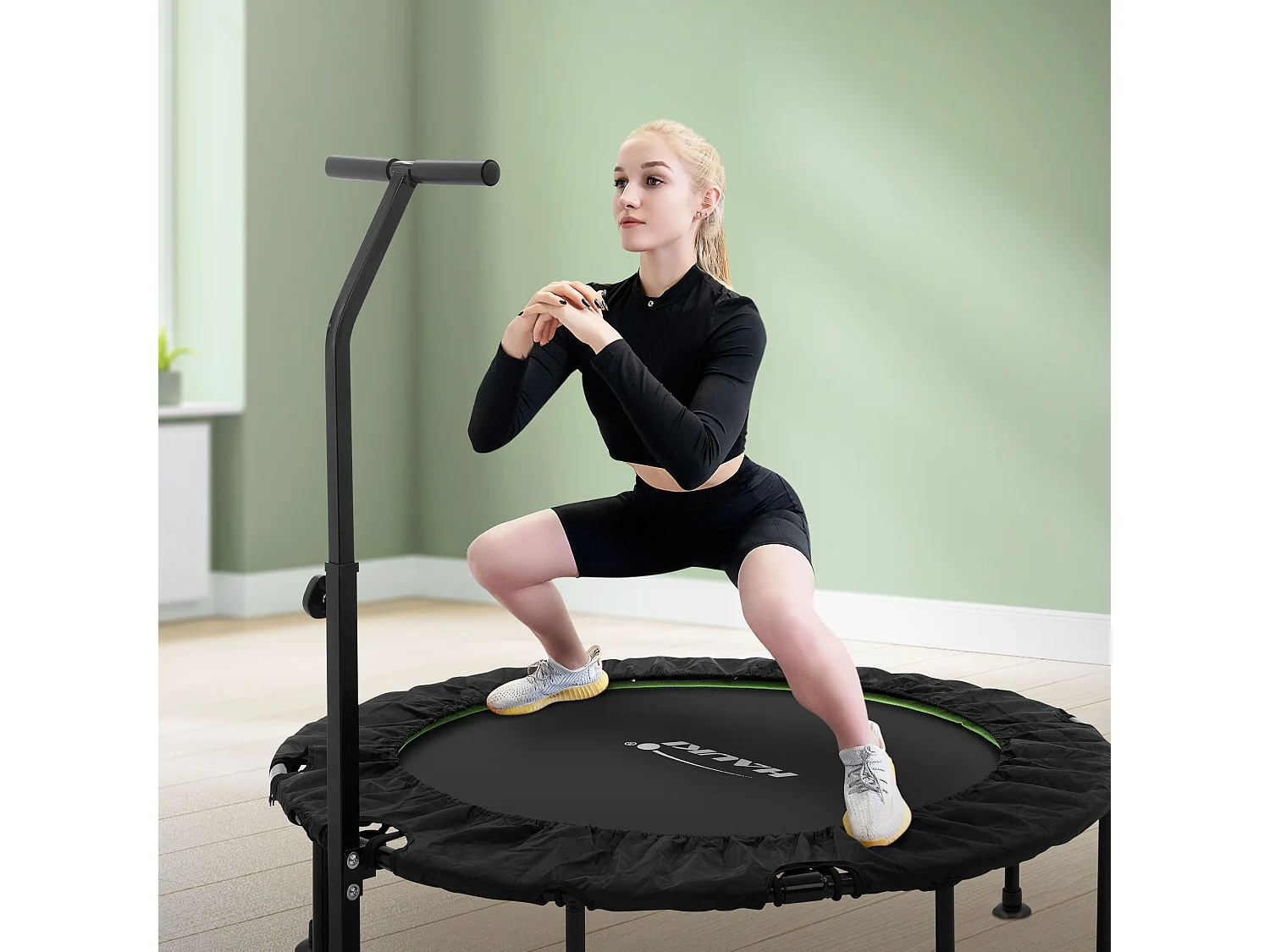 Trampoline de fitness Ø122cm vert pour intérieur barre de maintien réglable en hauteur structure acier capacité 150 kg plateforme de saut silencieuse