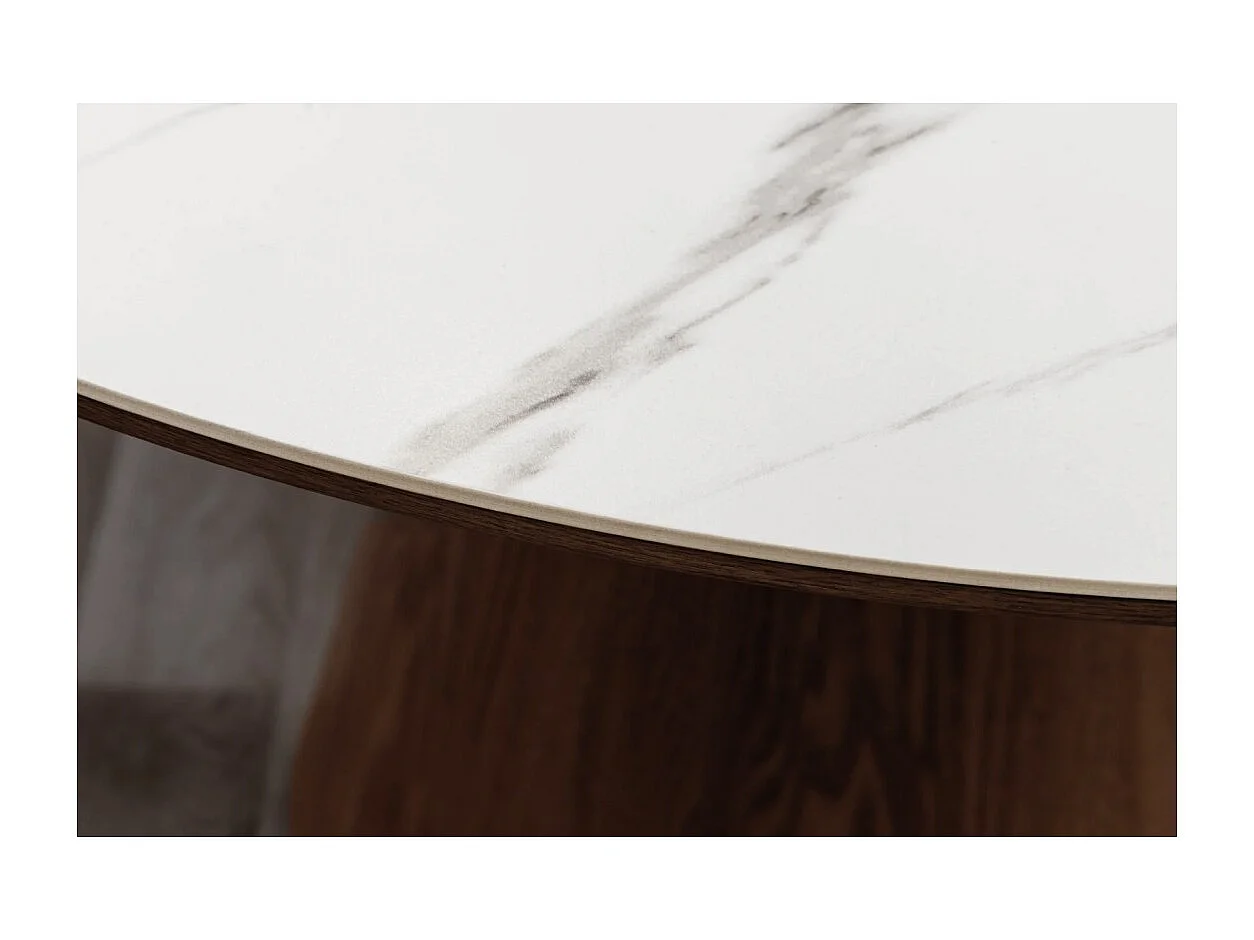 Table de salle à manger LUMEA – Ronde 120 cm – Plateau céramique effet marbre blanc – Ped en bois massif – Style contemporain