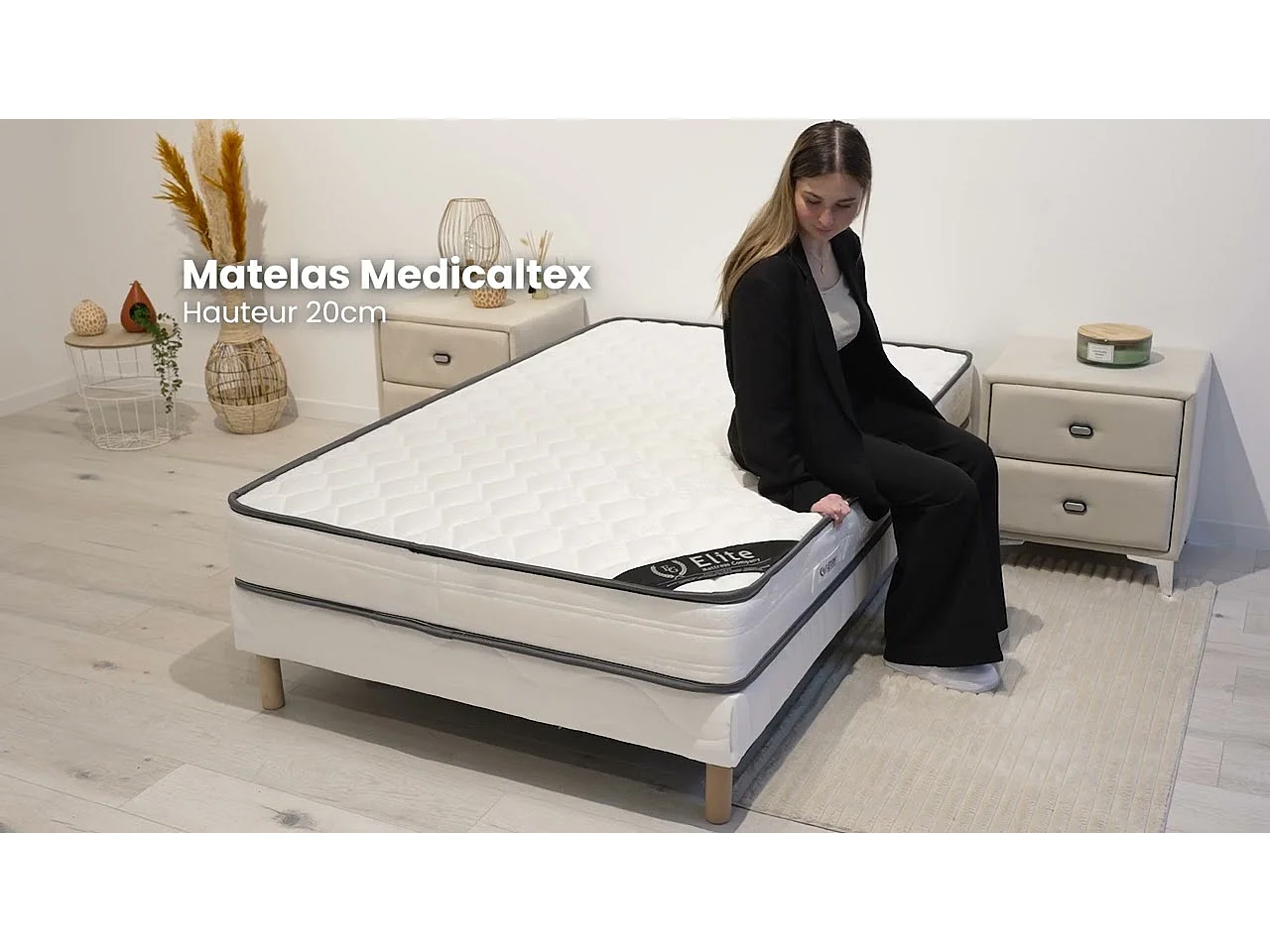 Matelas Medicaltex 200x200 cm Hauteur 22 cm Mousse Polyuréthane Anti-acarien Anti-bactérien Soutien ferme